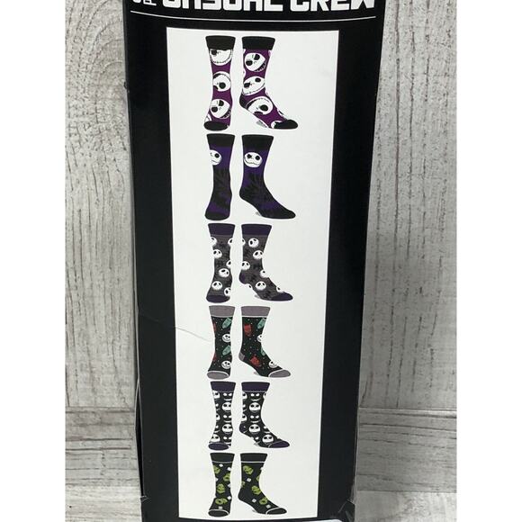 Nightmare Before Christmas 6 Pair CREW SOCKS SIZE 8-12 Bioworld Mens 8-12 New - Picture 2 of 2